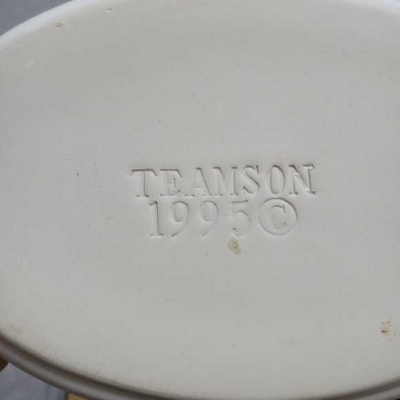 Vintage Casserole Dish - Picture 7 of 7